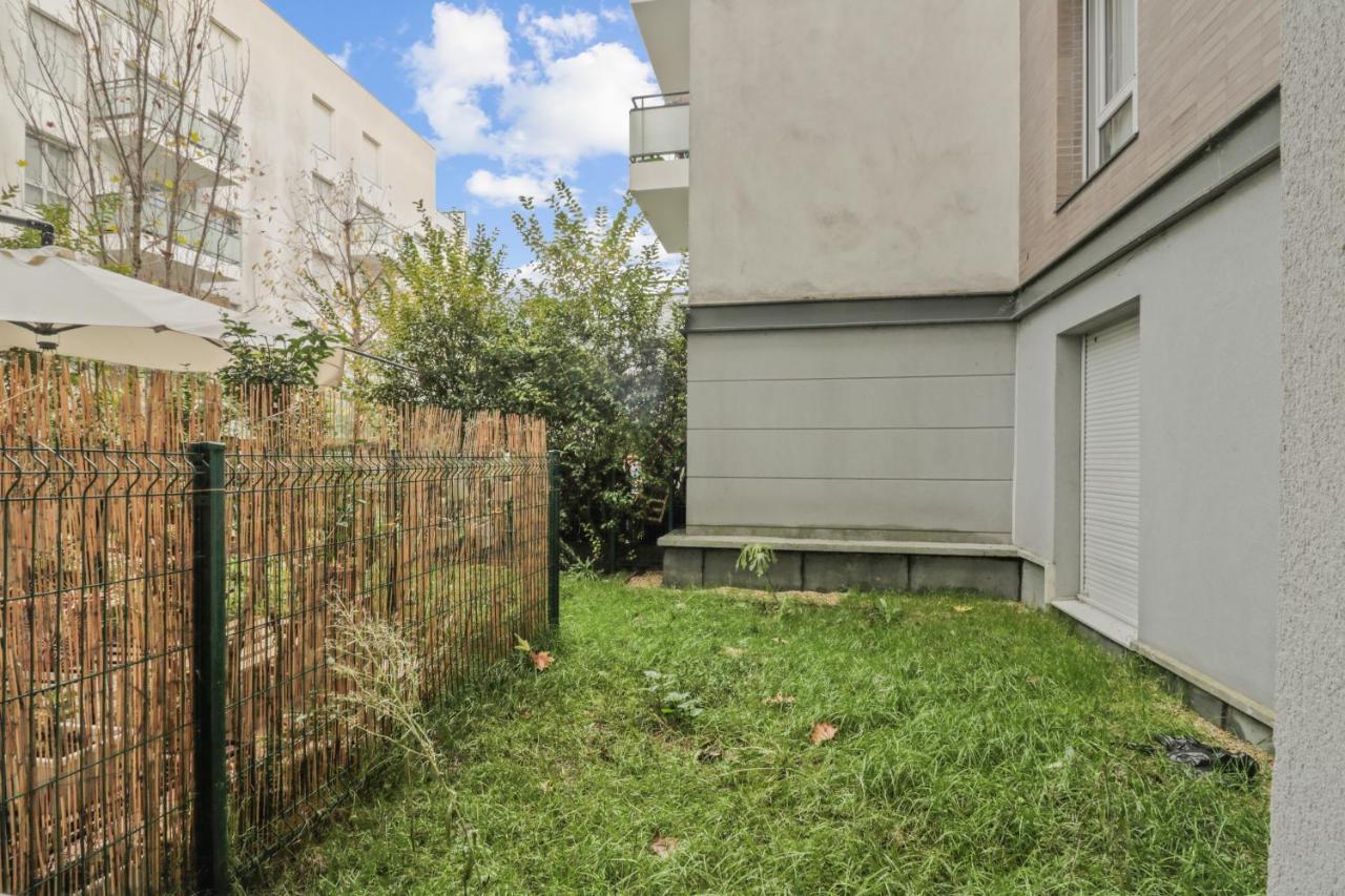 Chic Studio Appartment โคนี-ซู-บัว ภายนอก รูปภาพ